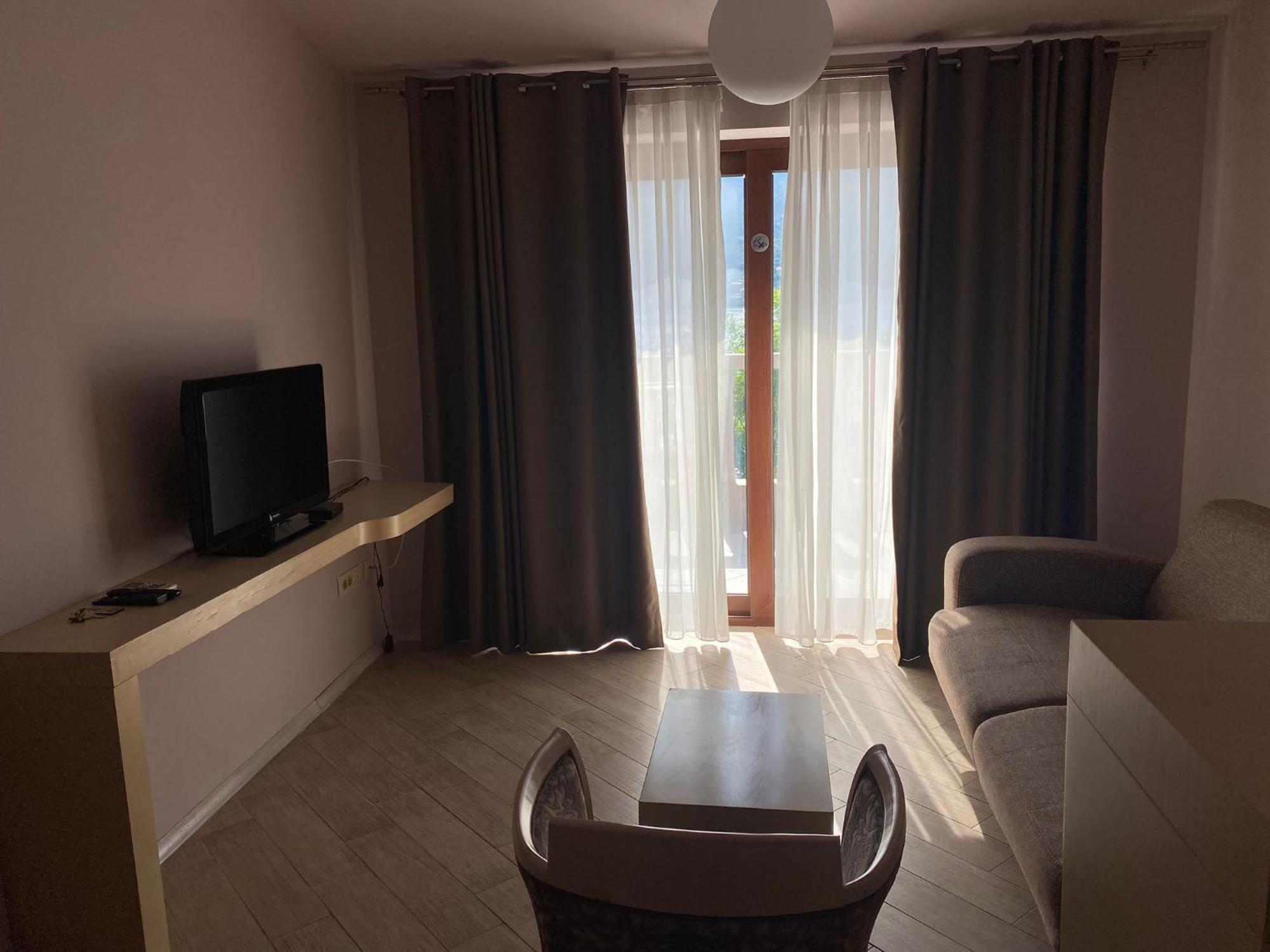 Apartments Bella Di Mare Kotor Luaran gambar