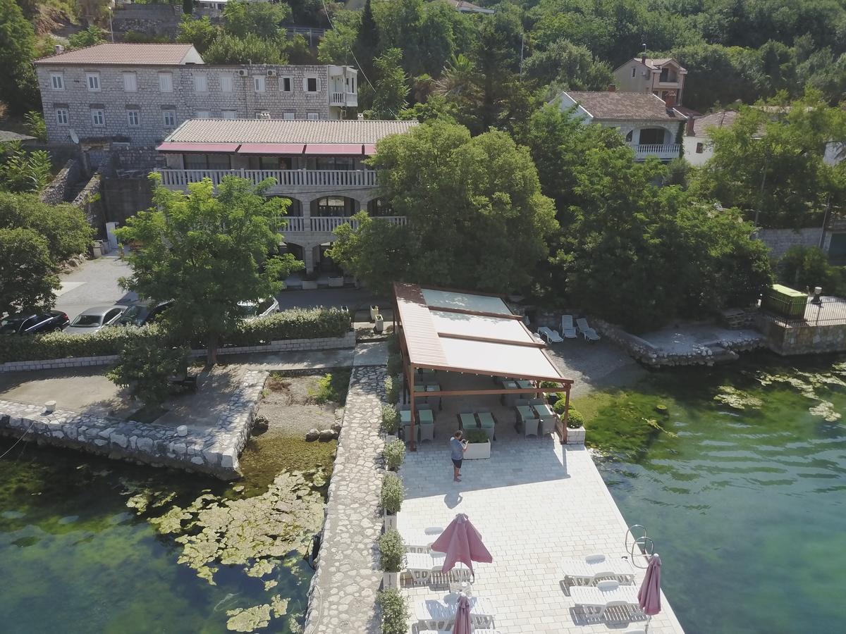 Apartments Bella Di Mare Kotor Luaran gambar